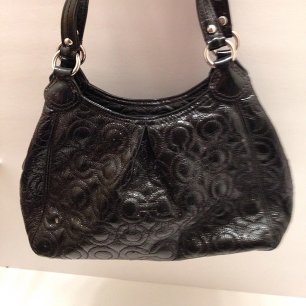 COACH - small maggie, patent embossed leather